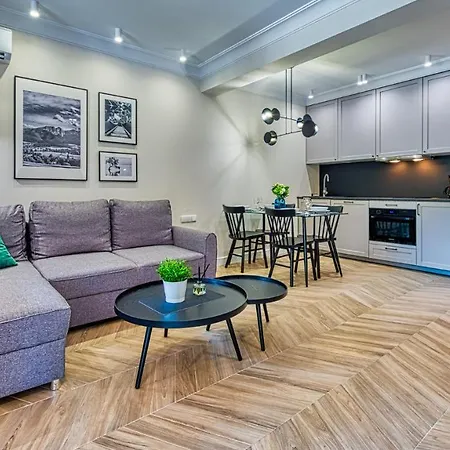 Apartamenty Centrum - Wyszynskiego 9 By Royal Aparts Świeradów-Zdrój Esterno foto