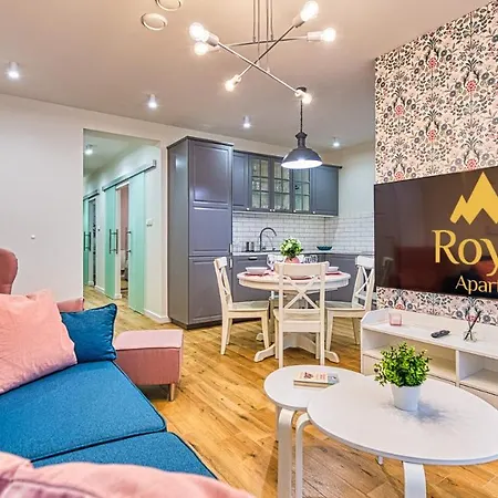 Apartamenty Centrum - Wyszynskiego 9 By Royal Aparts Świeradów-Zdrój Esterno foto