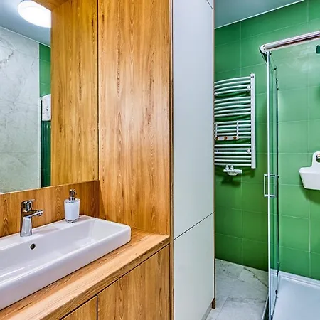 Apartamenty Centrum - Wyszynskiego 9 By Royal Aparts Świeradów-Zdrój Esterno foto