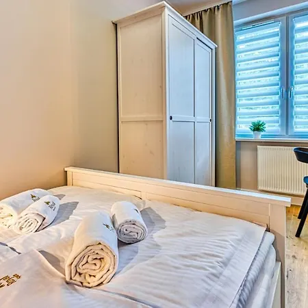 Apartamenty Centrum - Wyszynskiego 9 By Royal Aparts Świeradów-Zdrój Esterno foto