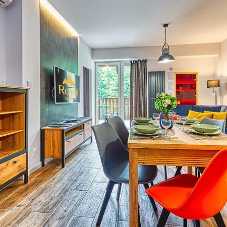 Apartamenty Centrum - Wyszynskiego 9 By Royal Aparts Świeradów-Zdrój Esterno foto