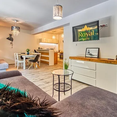 Apartamenty Centrum - Wyszynskiego 9 By Royal Aparts Świeradów-Zdrój Esterno foto