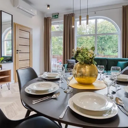 Apartamenty Centrum - Wyszynskiego 9 By Royal Aparts Świeradów-Zdrój Esterno foto