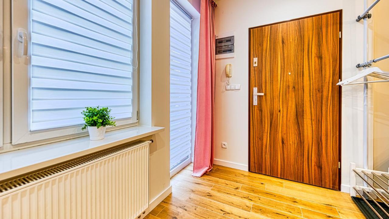 Apartment Centrum - Wyszynskiego 9 By Royal Aparts